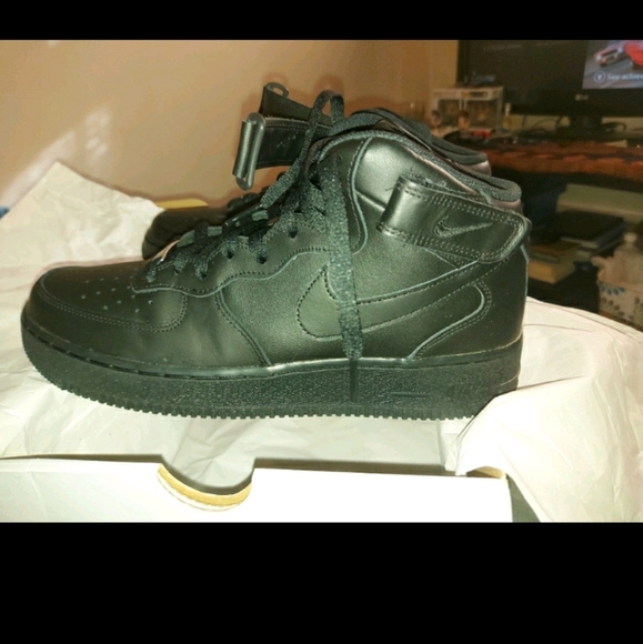 Nike Air force 1 mids - Picture 3 of 5